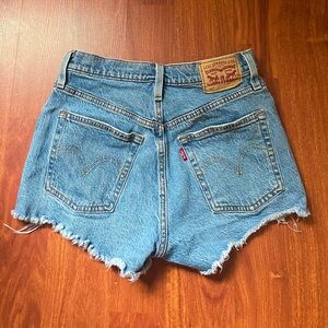Levi’s 501 Medium Wash Denim Shorts